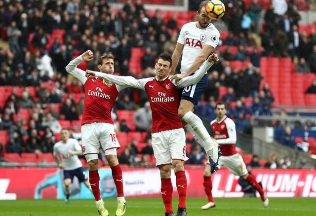  凯恩达成英超百球里程碑，热刺主场击败埃弗顿  