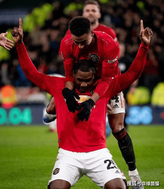  狼队定位球战术奏效，客场击败富勒姆延续不败